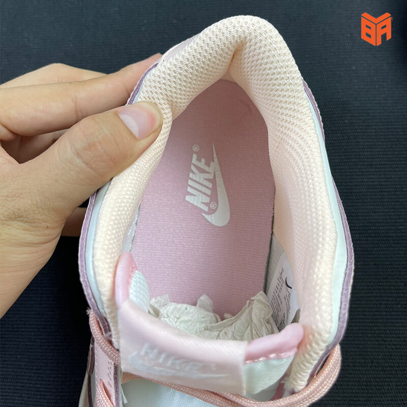 Nike SB Dunk Low Pink Pigeon Hồng - Bên Trong